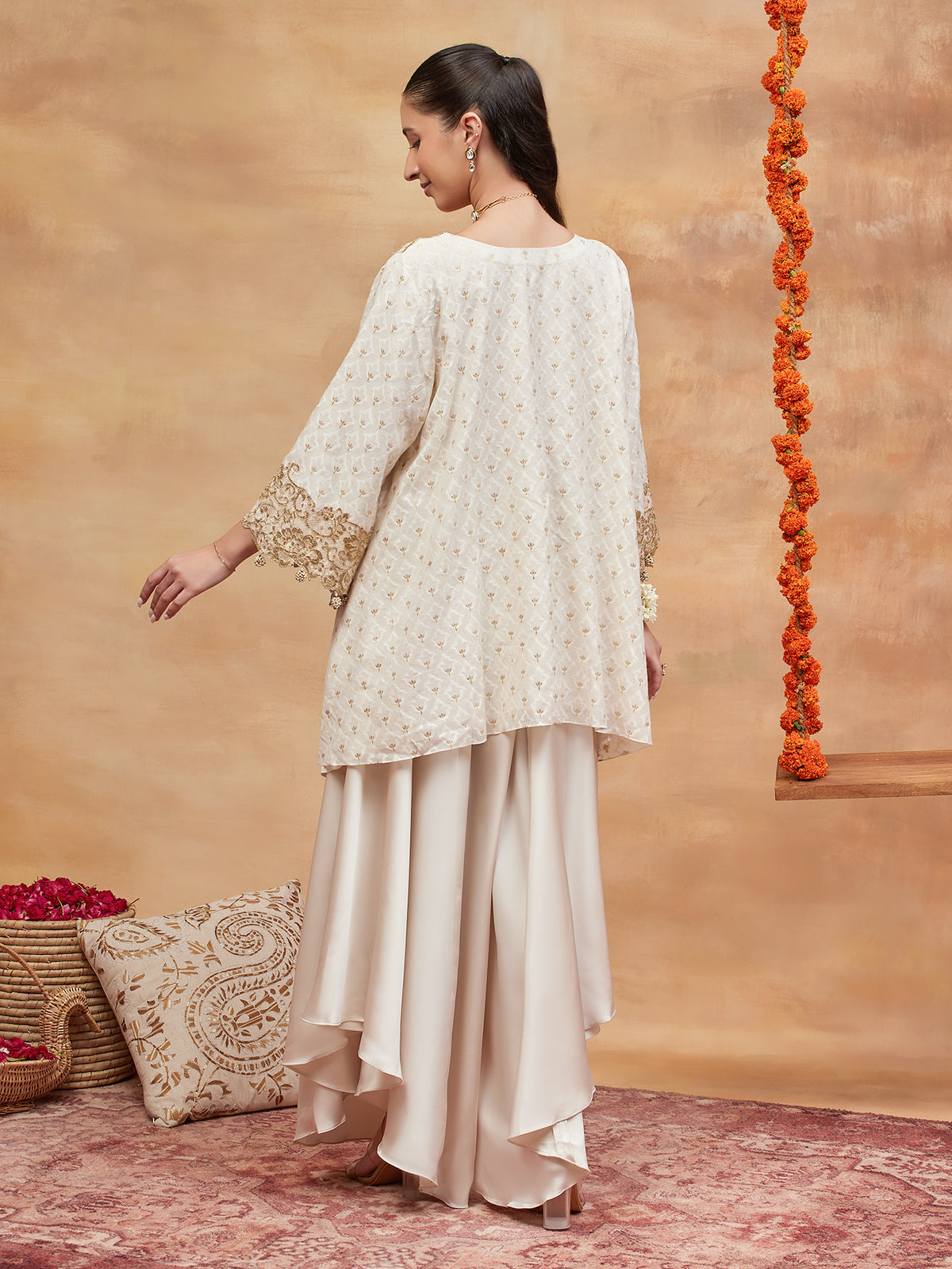 MANSAROVAR IVORY HAND EMBROIDERED BANARASI FLARED PANT SET