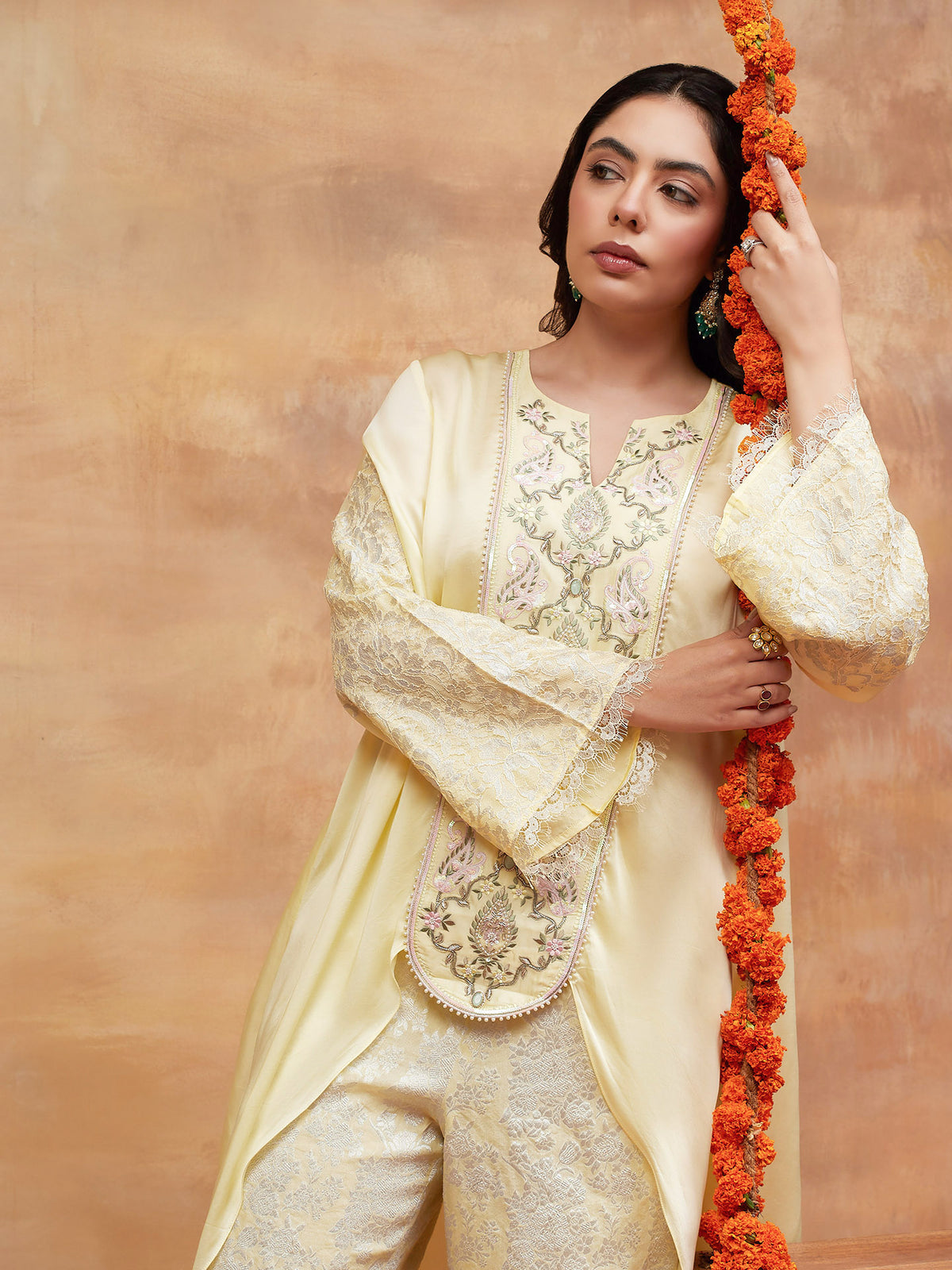 MUNSHI HEM HAND EMBROIDERED BANARASI PANT SET