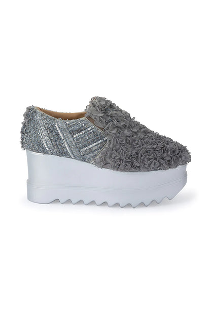 FRILLS & FRIENDS WEDGE SNEAKERS