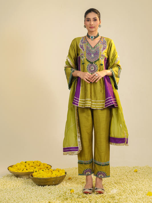 GREEN SWARA KURTA SET