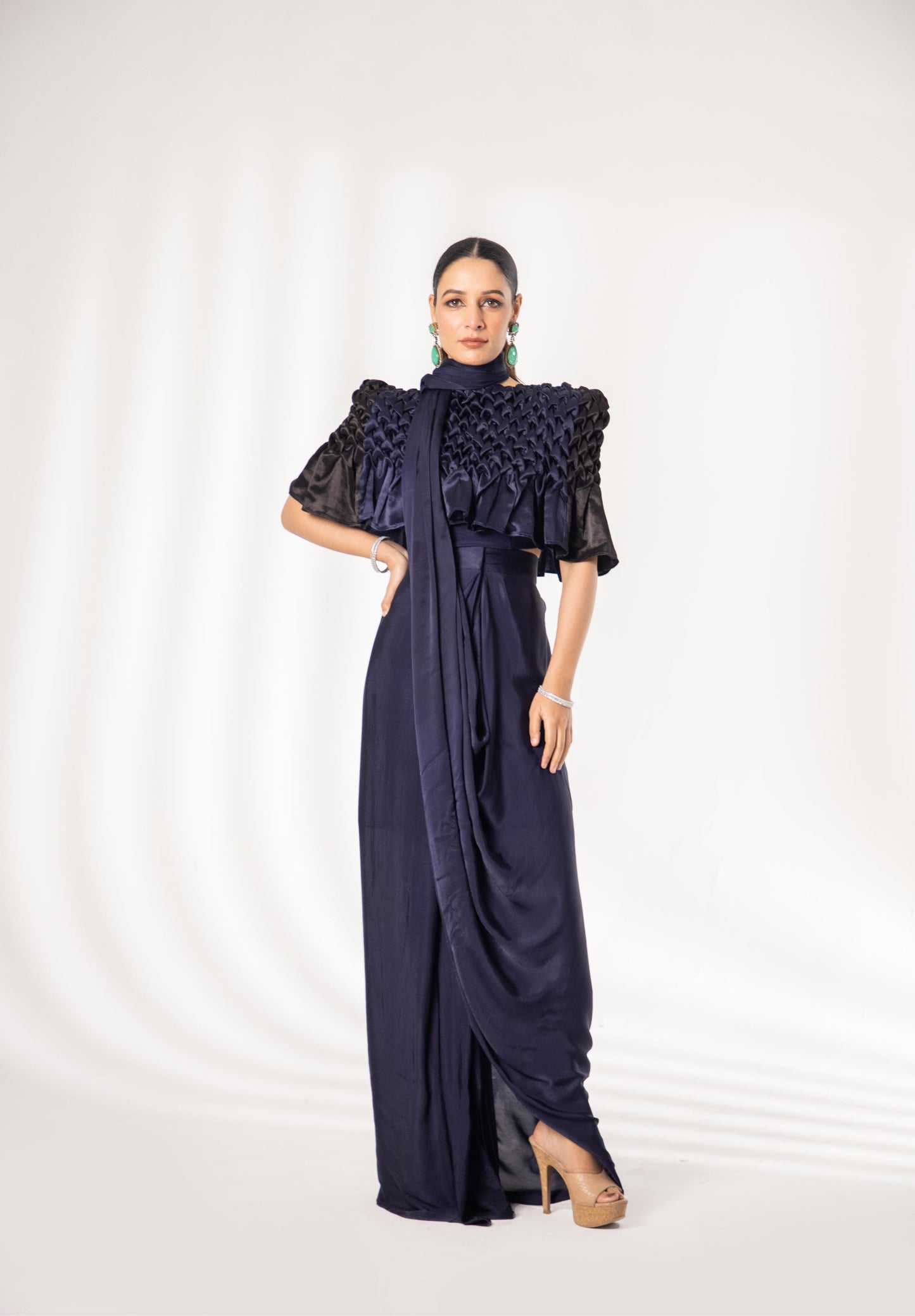 AURORA - CAPE WITH SAREE