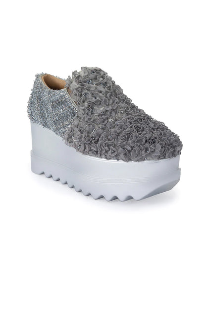 FRILLS & FRIENDS WEDGE SNEAKERS