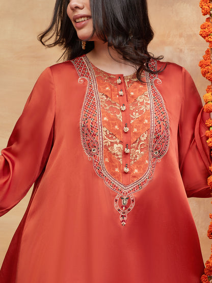 MEER SINDOOR HAND EMBROIDERED BANARASI FARSHI SET