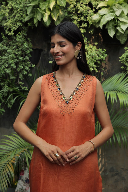 HOOR - ORGANZA STRAIGHT KURTA WITH PANT