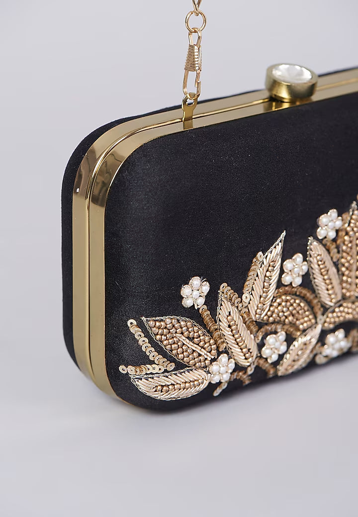 BLACK DABKA LEAF HANDEMBROIDERED CLUTCH