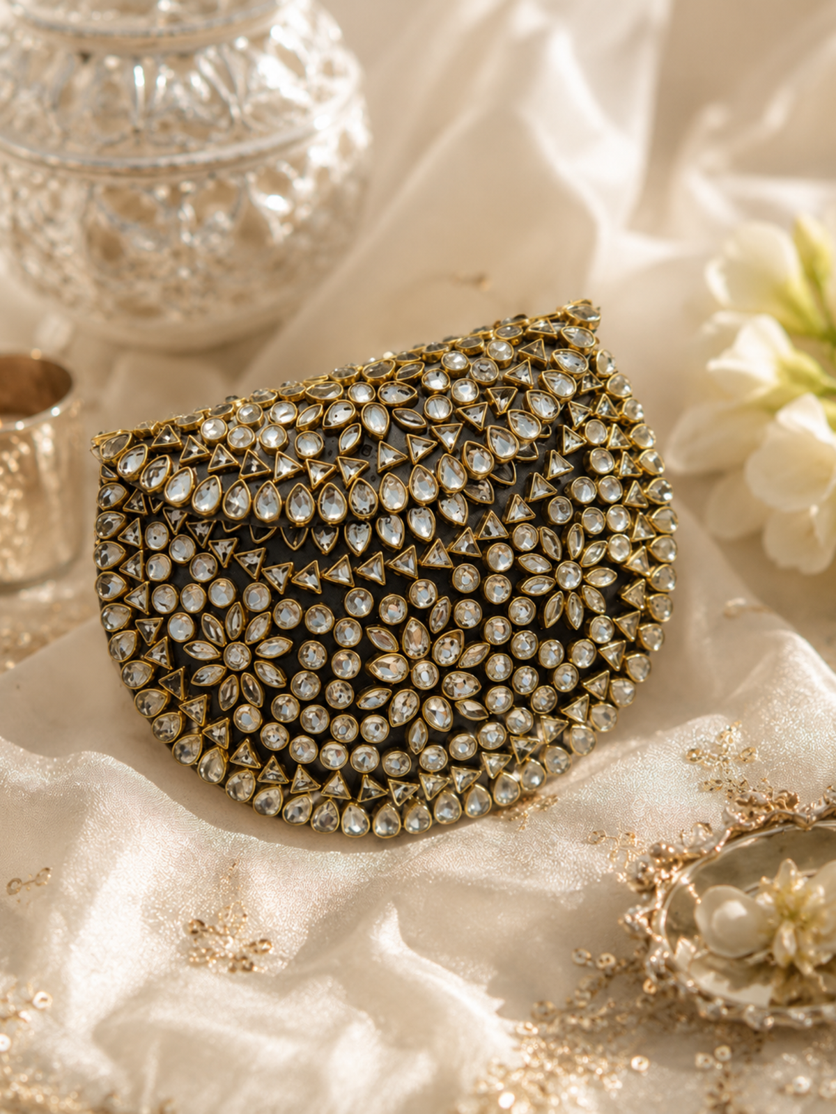 DIAMOND LUXE KUNDAN CLUTCH