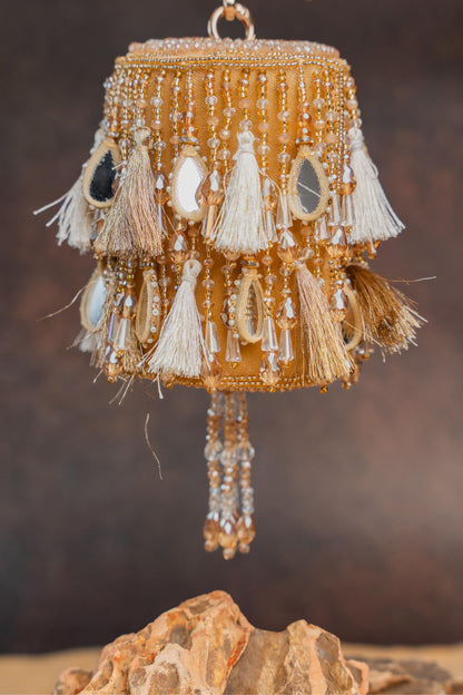 AAINA BOSHKEH GOLD