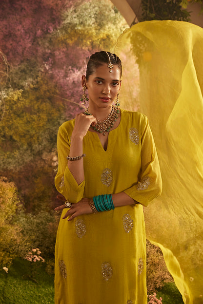 PARO MUSTARD SUIT SET