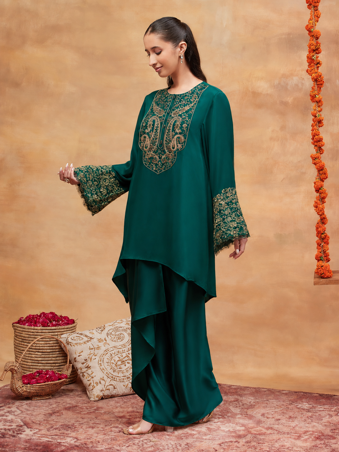PANCHGANGA HARIT HAND EMBROIDERED BANARASI FARSHI  SET