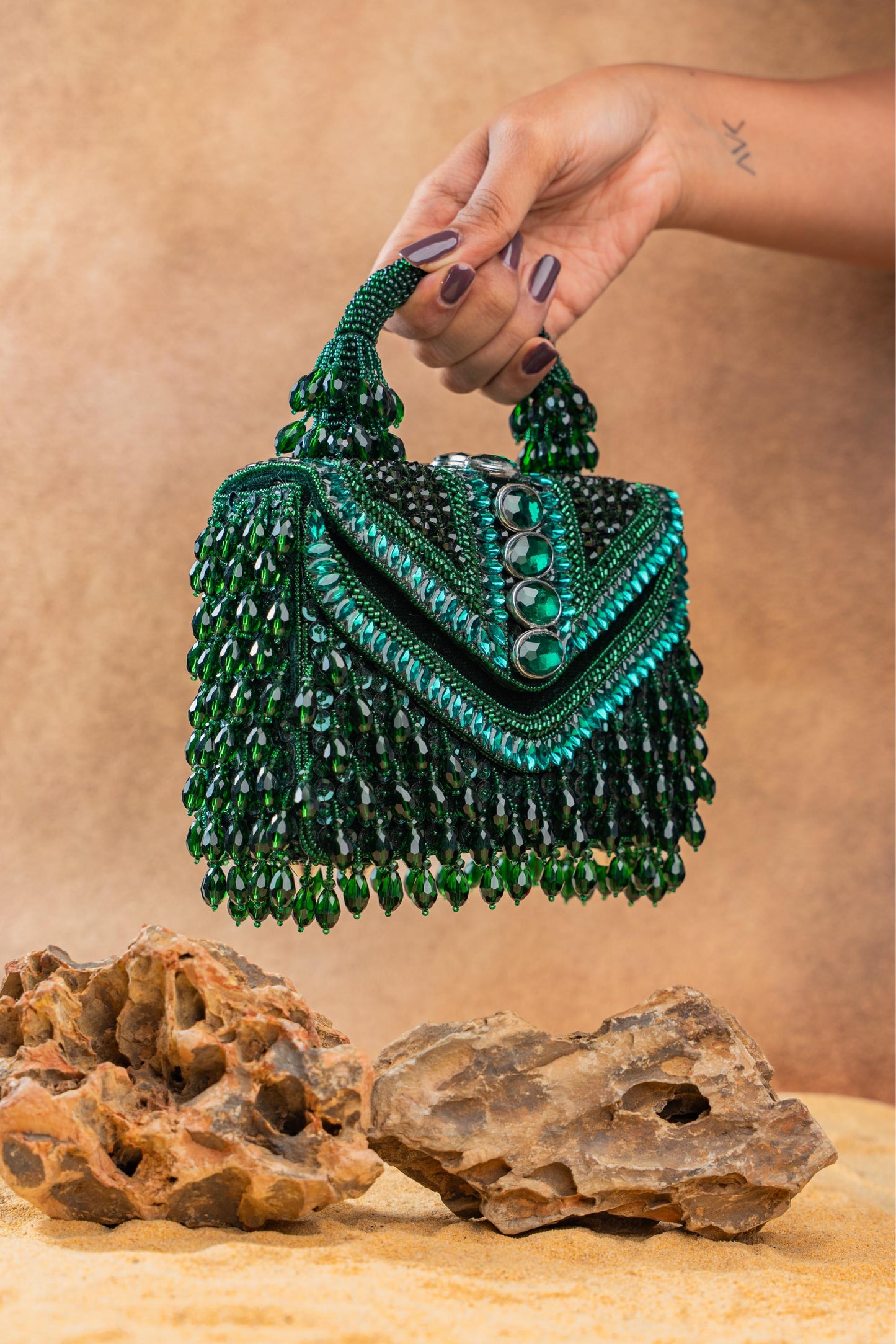 CHEVRON CRYSTAL KASSE EMERALD