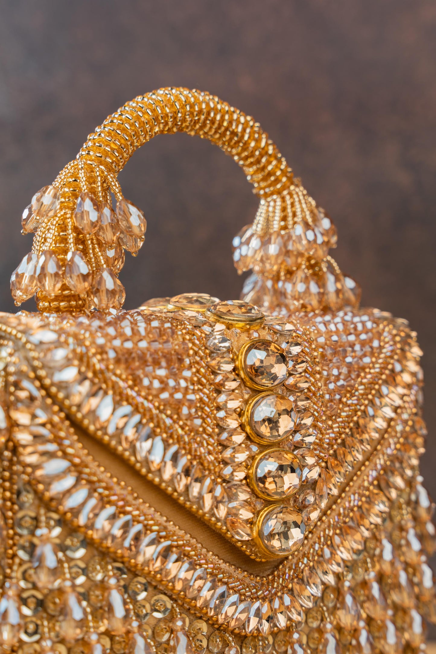 CHEVRON CRYSTAL KASSE GOLD