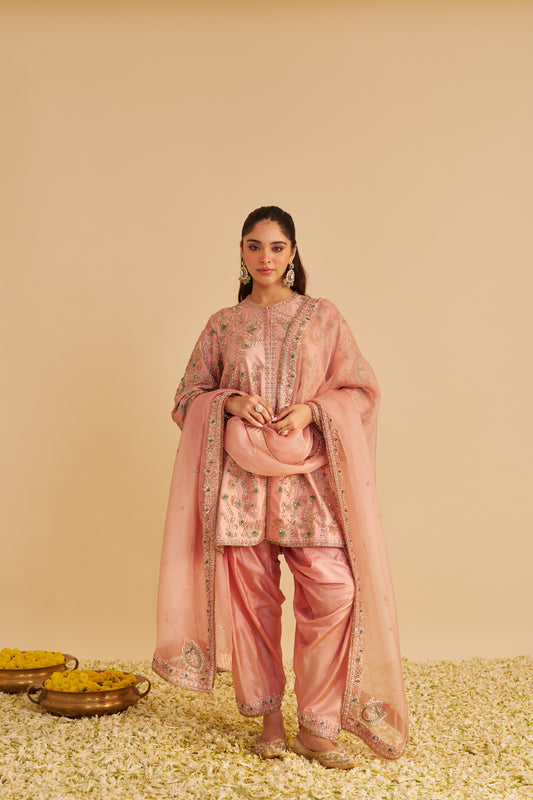 ALIRA - DABKA ZARDOZI EMBROIDERED BLUSH PINK KURTA & SALWAR WITH DUPATTA