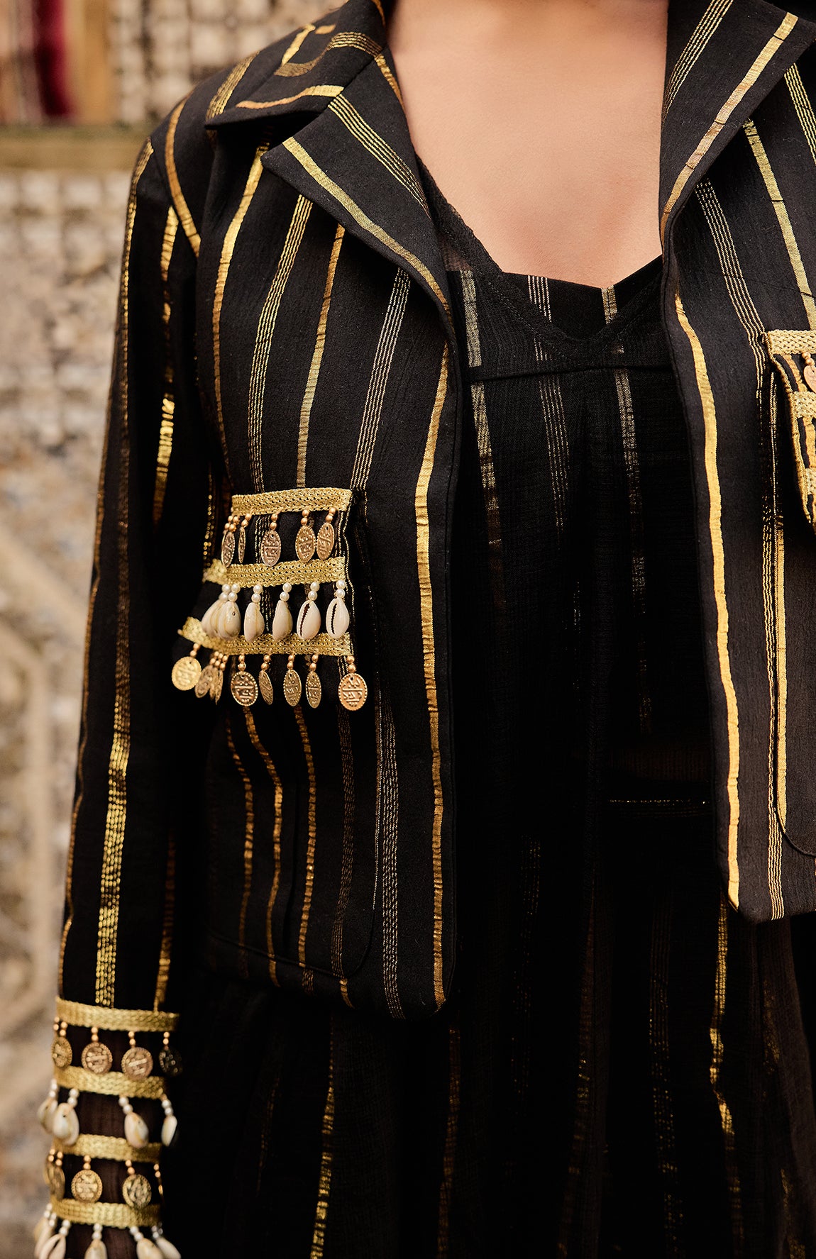 DEVI DRAPE BLACK 4 PIECE SET