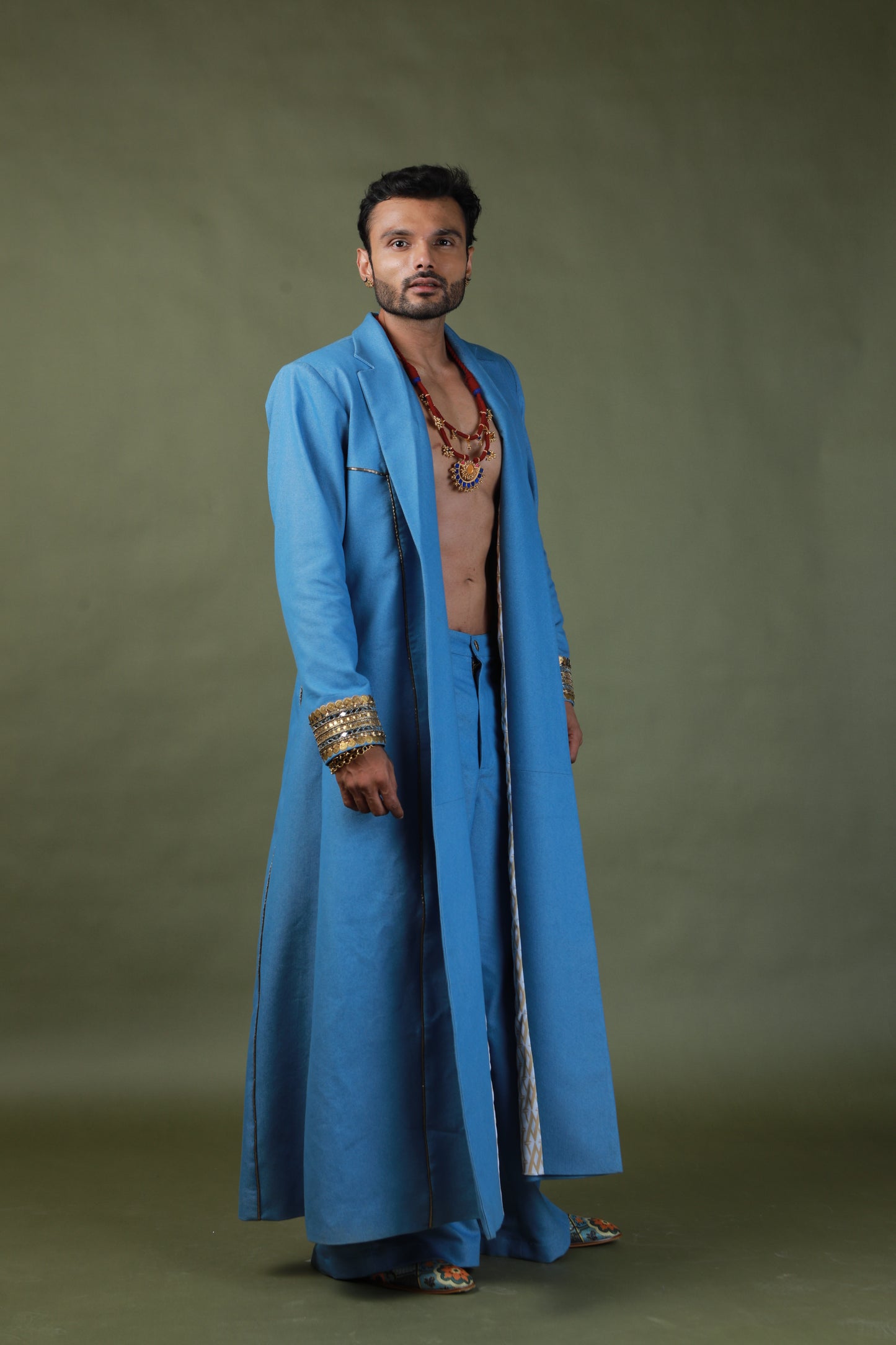 DEVI DRAPE MEN'S DENIM TRENCH COAT WITH DENIM CARGO PANTS