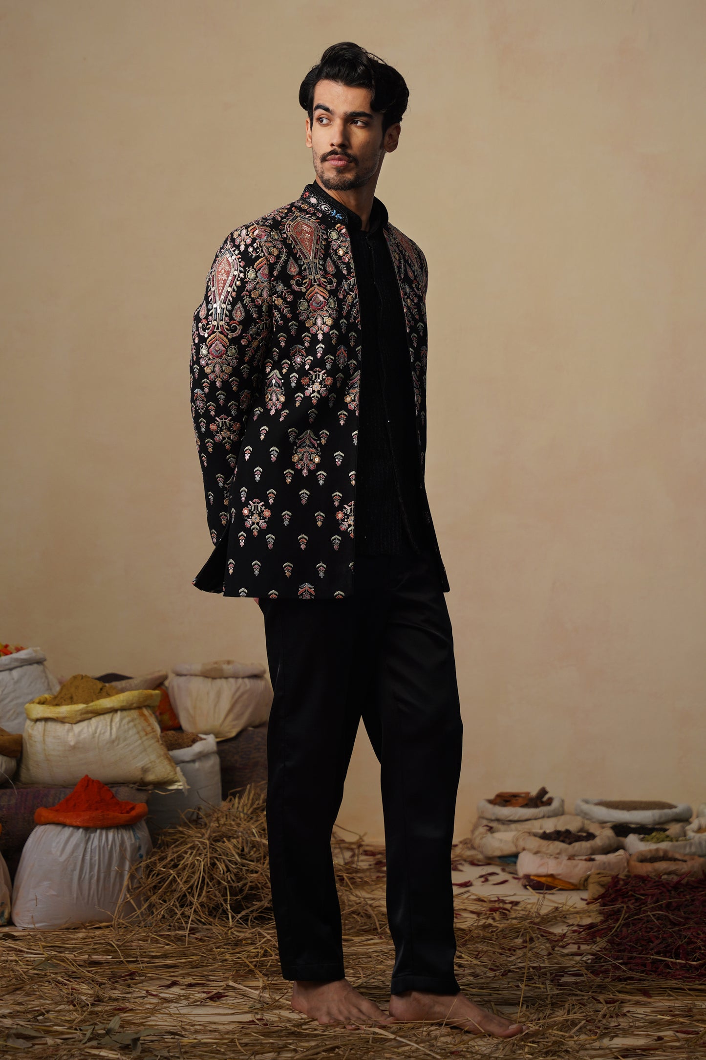 UTSAV BLACK JODHPURI SET