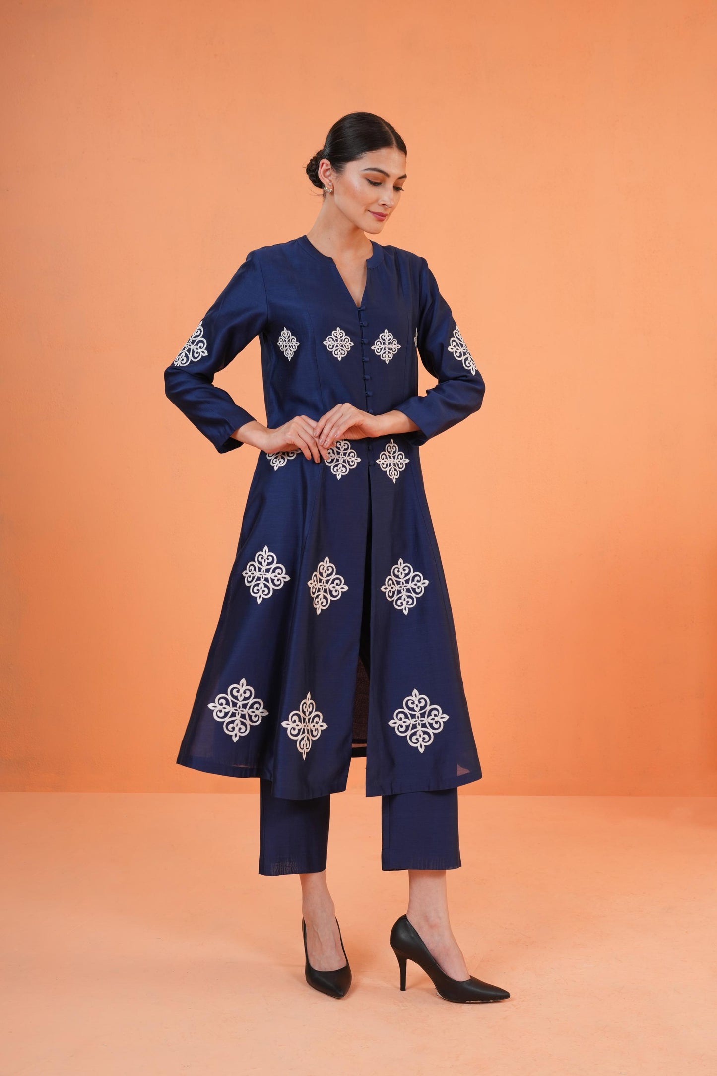 ORIGANI BLUE ZAHARA SUIT SET