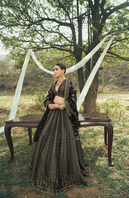 THE HEERA LEHENGA