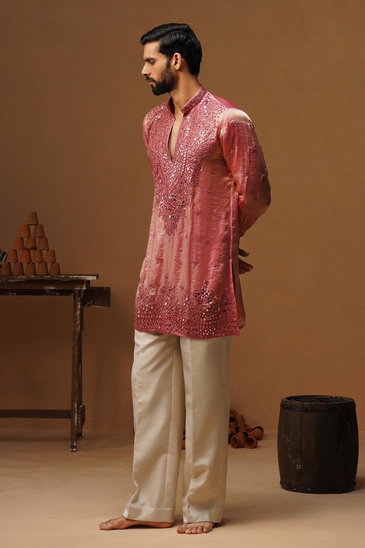 ARYA PINK  V NECK SHORT KURTA SET