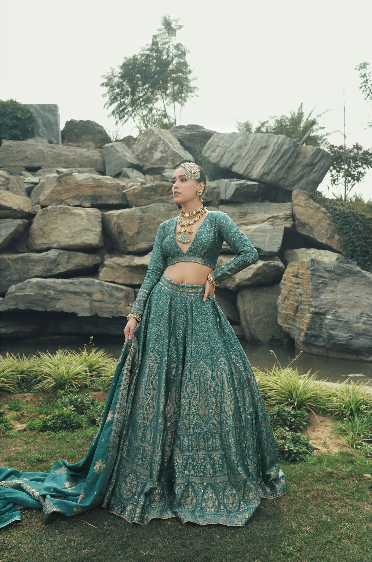 THE ZALEA LEHENGA