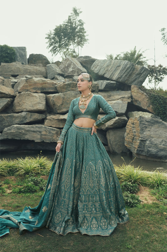 THE ZALEA LEHENGA