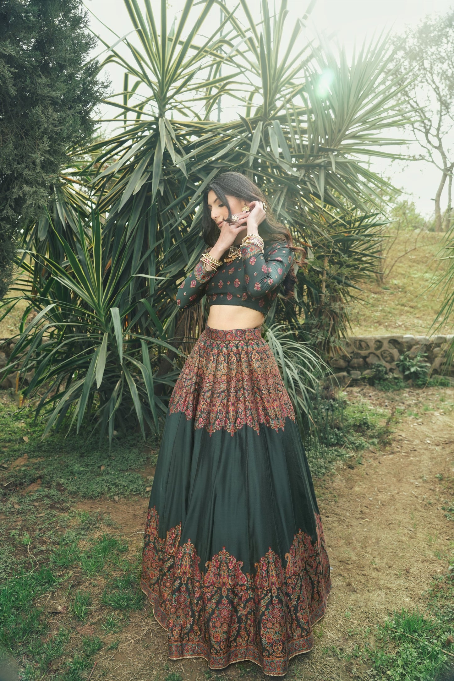 THE NEZIRA LEHENGA