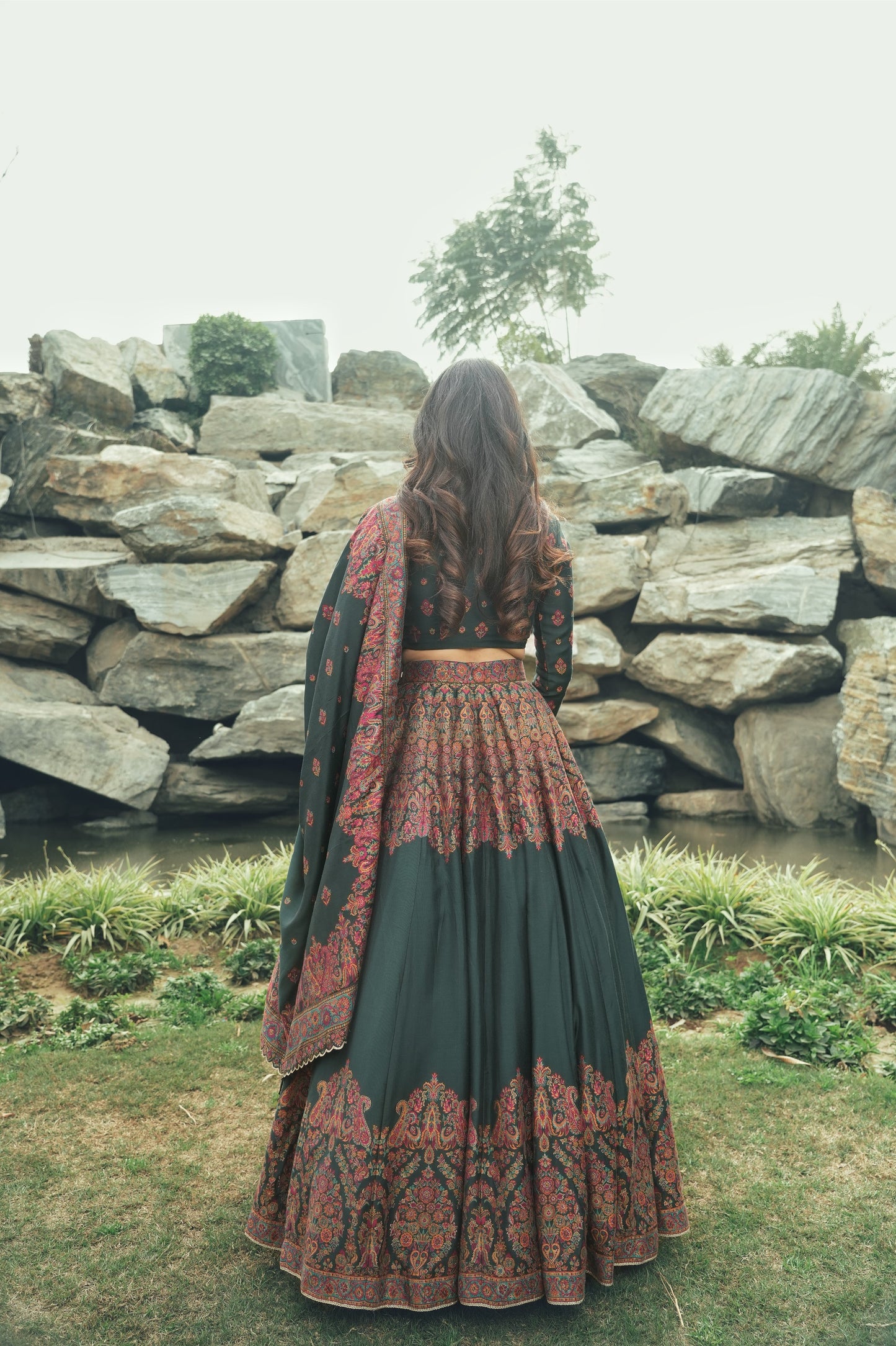 THE NEZIRA LEHENGA