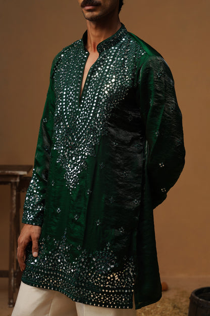 ARYA BOTTLE GREEN  V NECK SHORT KURTA SET