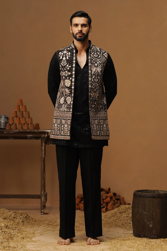 SANJH BLACK V NECKSHORT KURTA JACKET SET