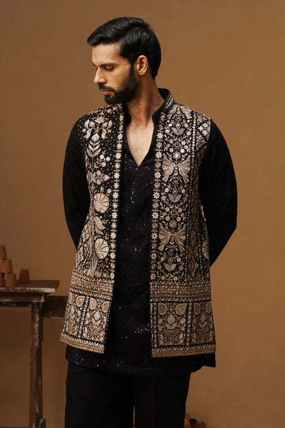 SANJH BLACK V NECKSHORT KURTA JACKET SET