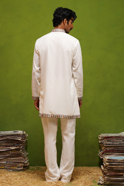 SAATHI IVORY SHORT KURTA SET
