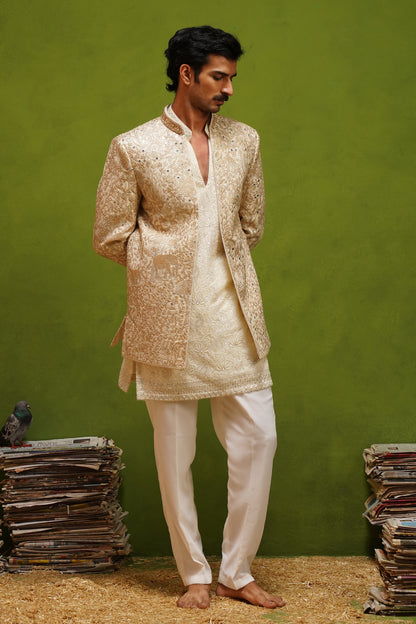 SHAAN GOLD JODHPURI SET WITH V NECK KURTA