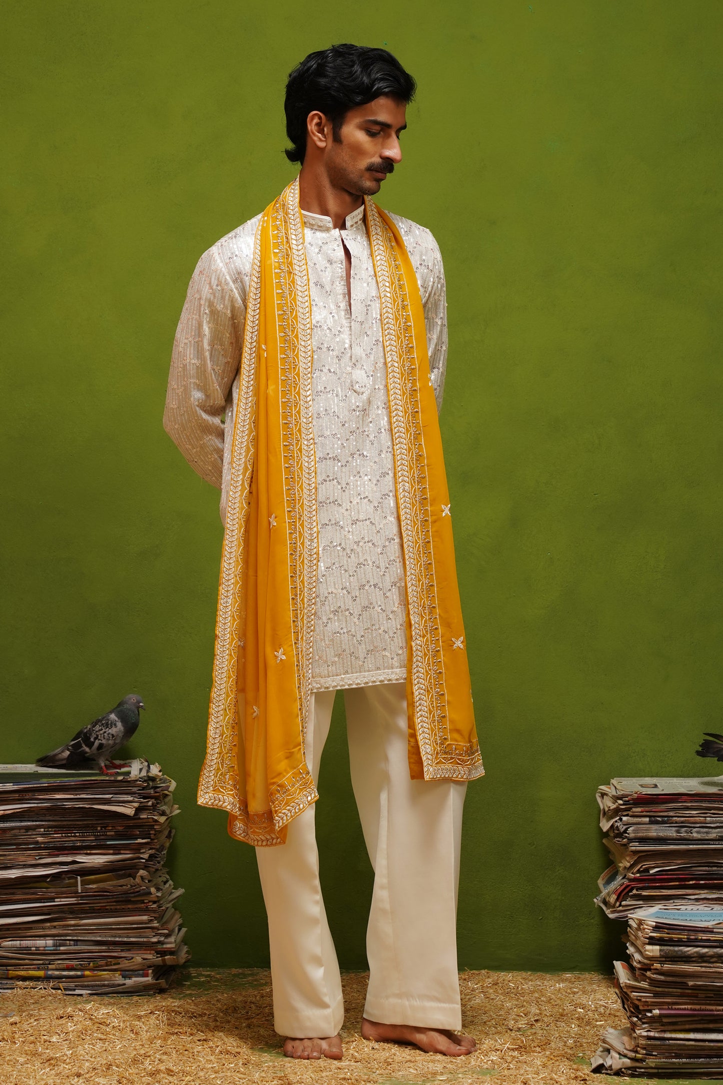 AMBER  IVORY SHORT KURTA SET WITH DUPATTA