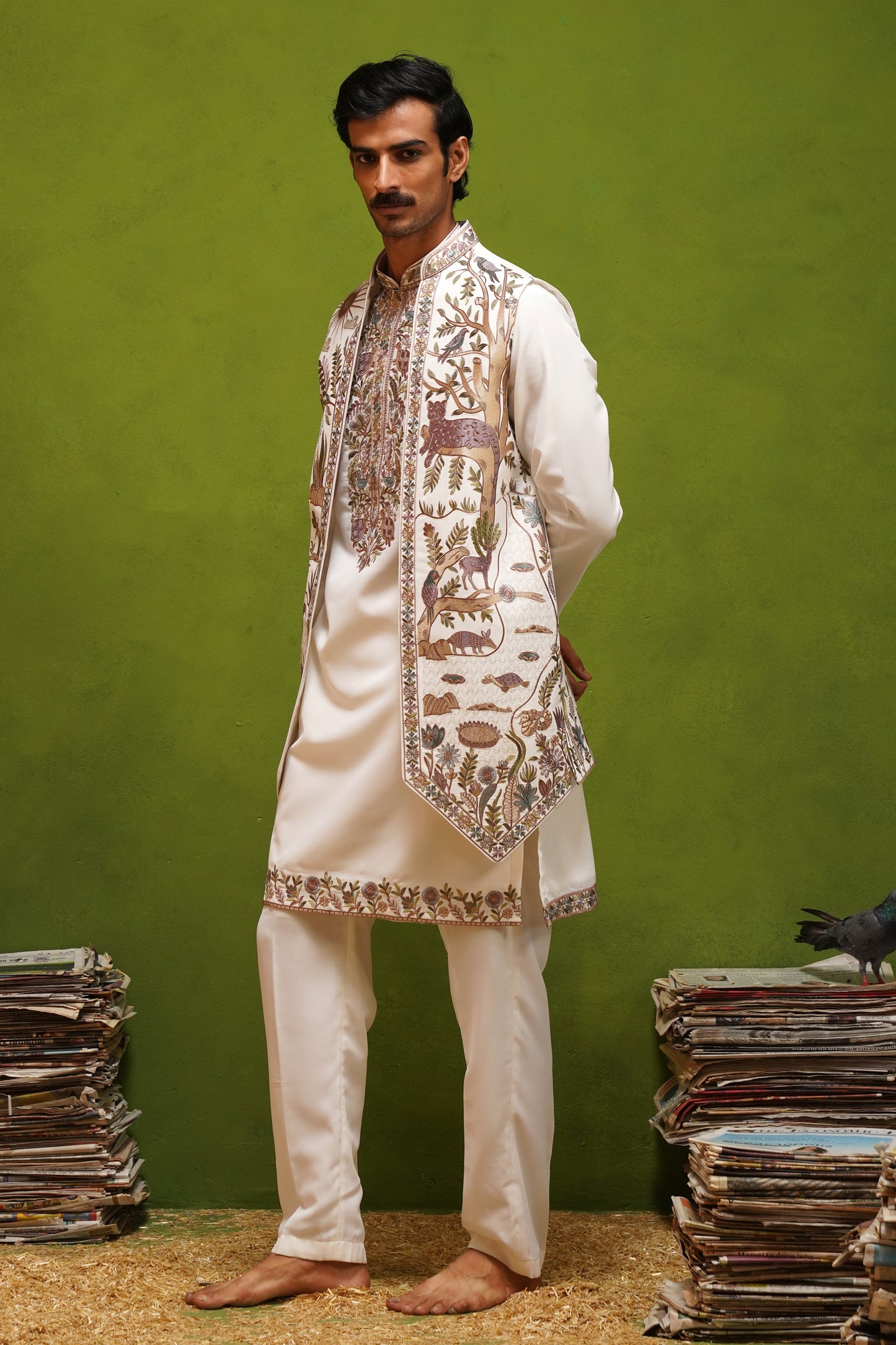 JUNGLE IVORY KURTA JACKET SET