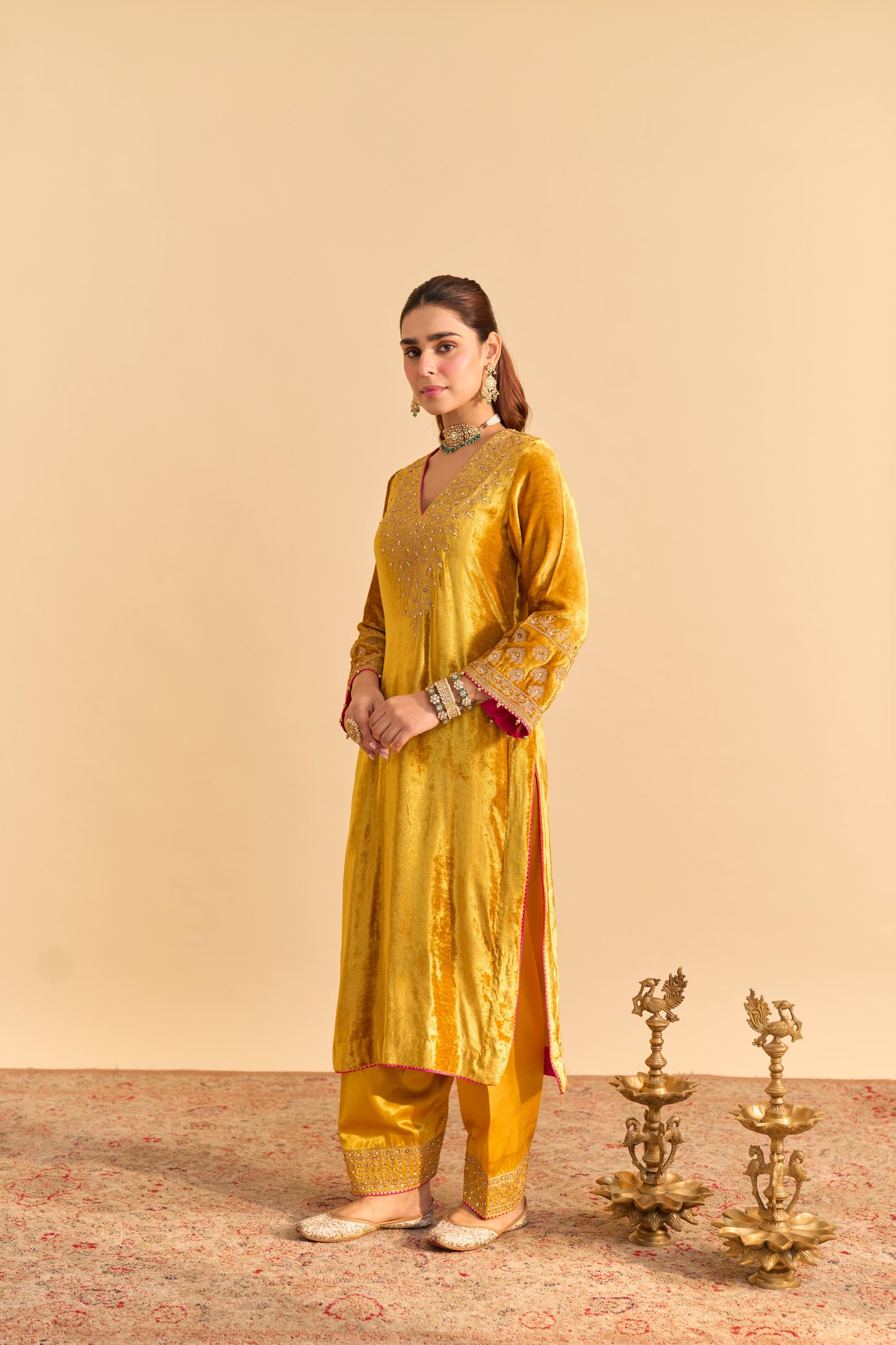 AYNAZ - KURTA WITH SALWAR