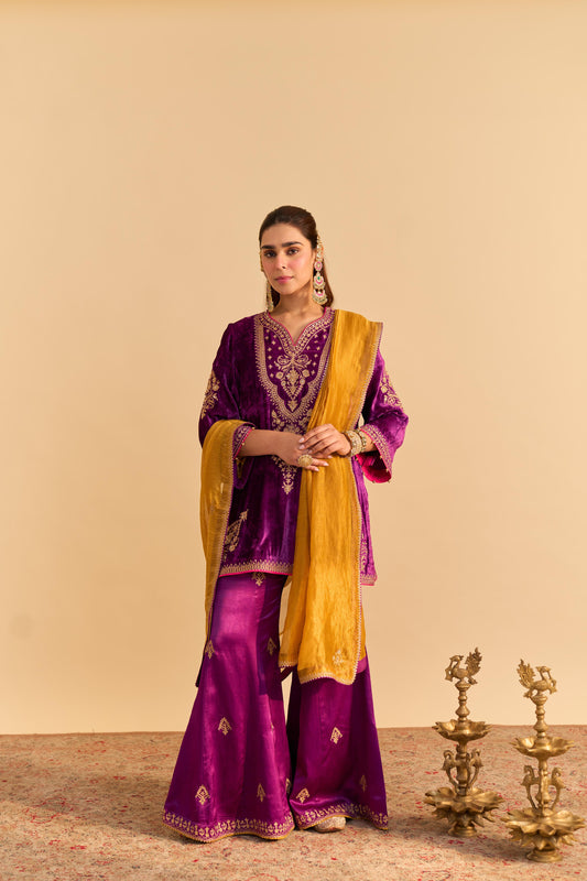NOOREN - KURTA WITH FLARED PALAZZO AND DUPATTA