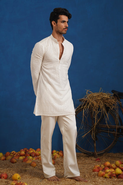 PRAVIN WHITE SHORT KURTA SET