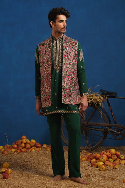 GAGAN BOTTEL GREEN SHORT KURTA JACKET SET