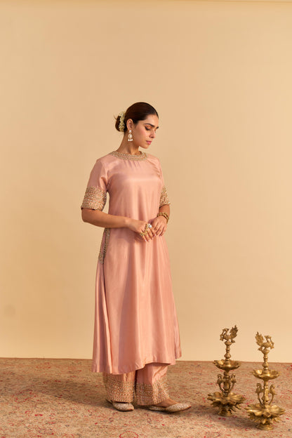 ILANA OFF ROSE SILK DABKA ZARDOZI EMBROIDERED KURTA SET