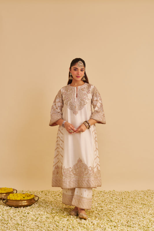 AQSHA - DABKA ZARDOZI EMBROIDERED RICH BANARASI DAISY IVORY LONG CHAUGA & PALAZZO