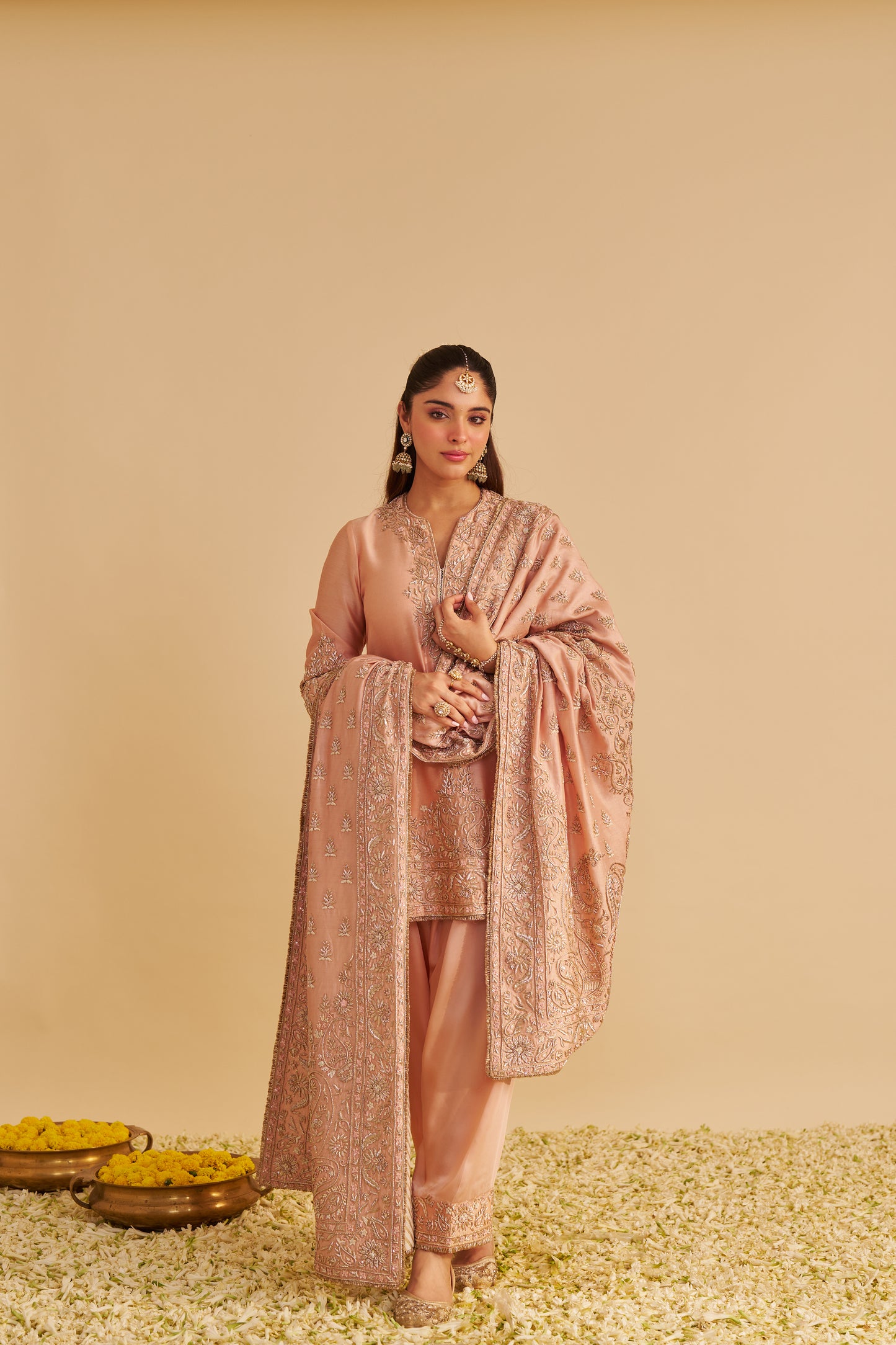 AREEBA - DABKA ZARDOZI EMBROIDERED PURE BANARASI OFF ROSE SHORT KURTA & SALWAR WITH DUPATTA