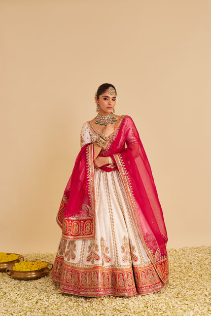 AMARA - HANDCRAFTED PURE SILK DAISY IVORY LEHENGA SET
