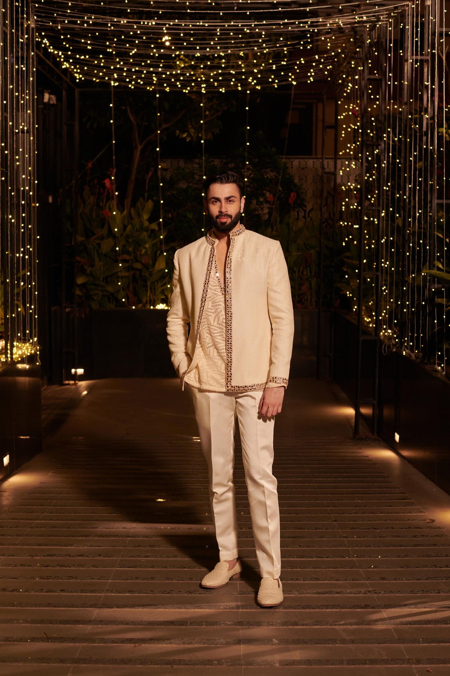 IVORY IMPRESSION JACKET SET