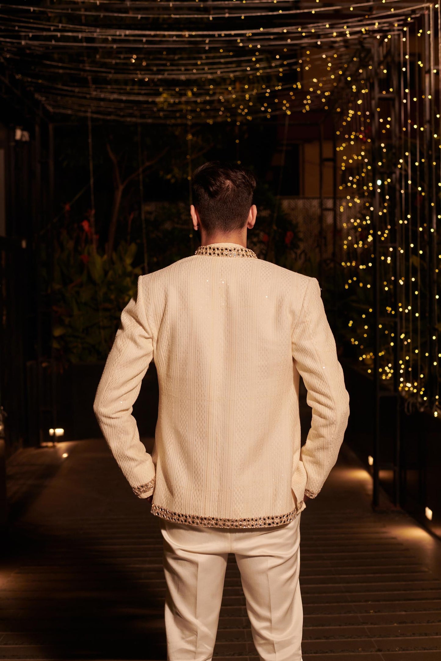 IVORY IMPRESSION JACKET SET