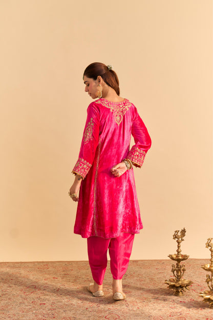 ZIARA - KURTA WITH DHOTI