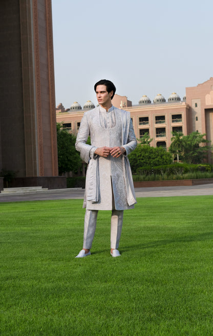 MAJESTIC ROYAL SHERWANI SET