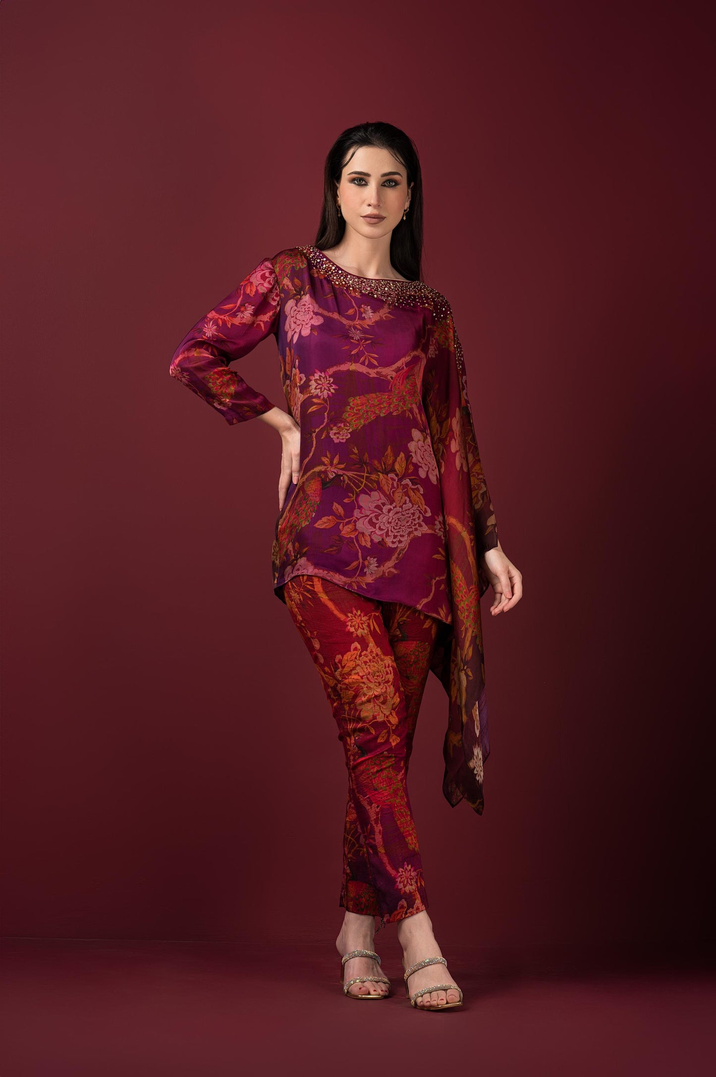 PRINTED DRAPE TOP AND PANT SET