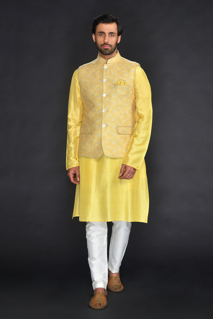 BUNDI WITH KURTA AND CHURIDAR