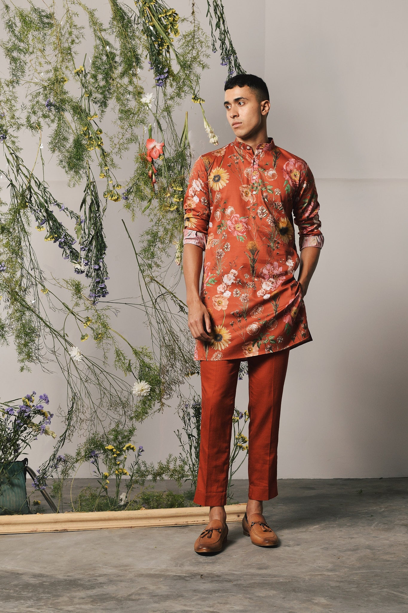 RED ROMA KURTA WITH PAJAMA