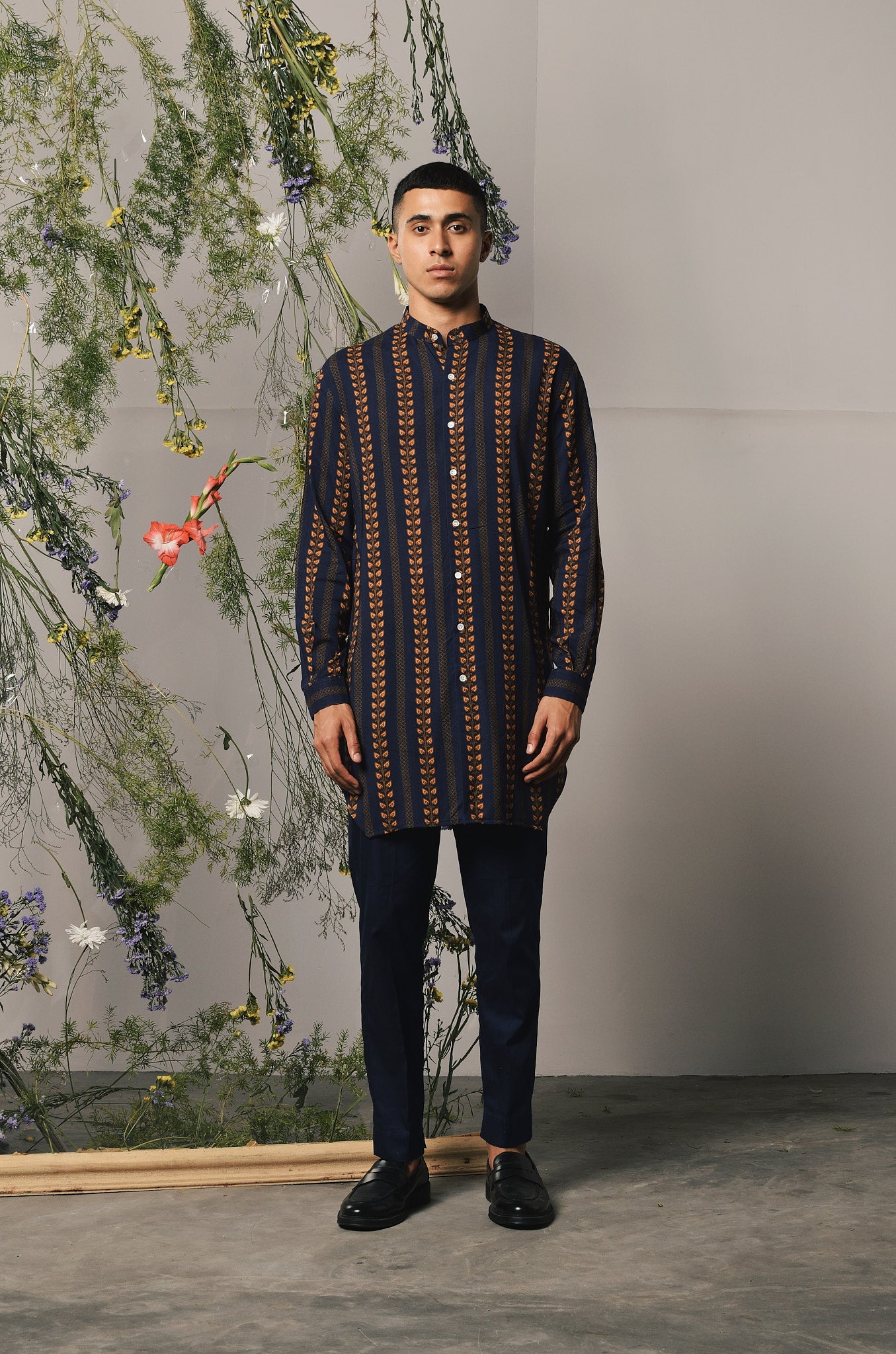 MIDNIGHT RIGA KURTA WITH PAJAMA