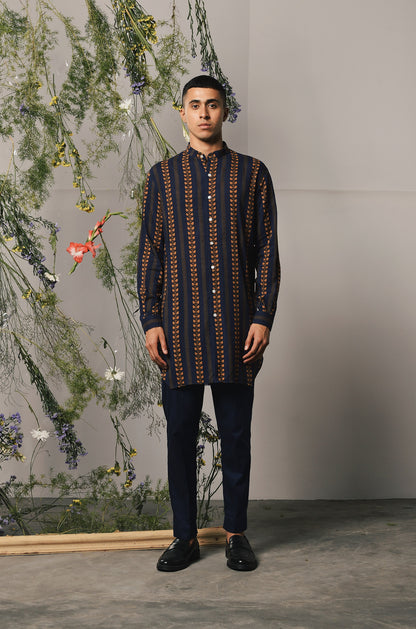 MIDNIGHT RIGA KURTA WITH PAJAMA